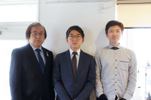 マルトミ不動産スタッフ。家族経営ならではの柔軟でアットホームな対応を致します。皆様のお問い合わせをお待ちしております。